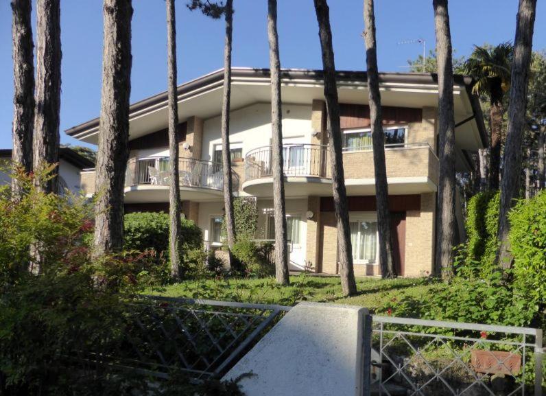 Villa Anny لينانو سابيادورو المظهر الخارجي الصورة